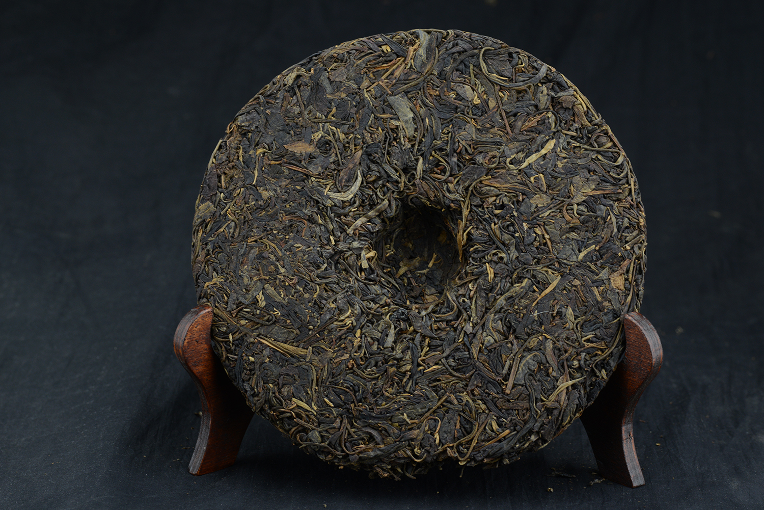 XiangHe Hao  yiwu Mahei sheng puerh tea